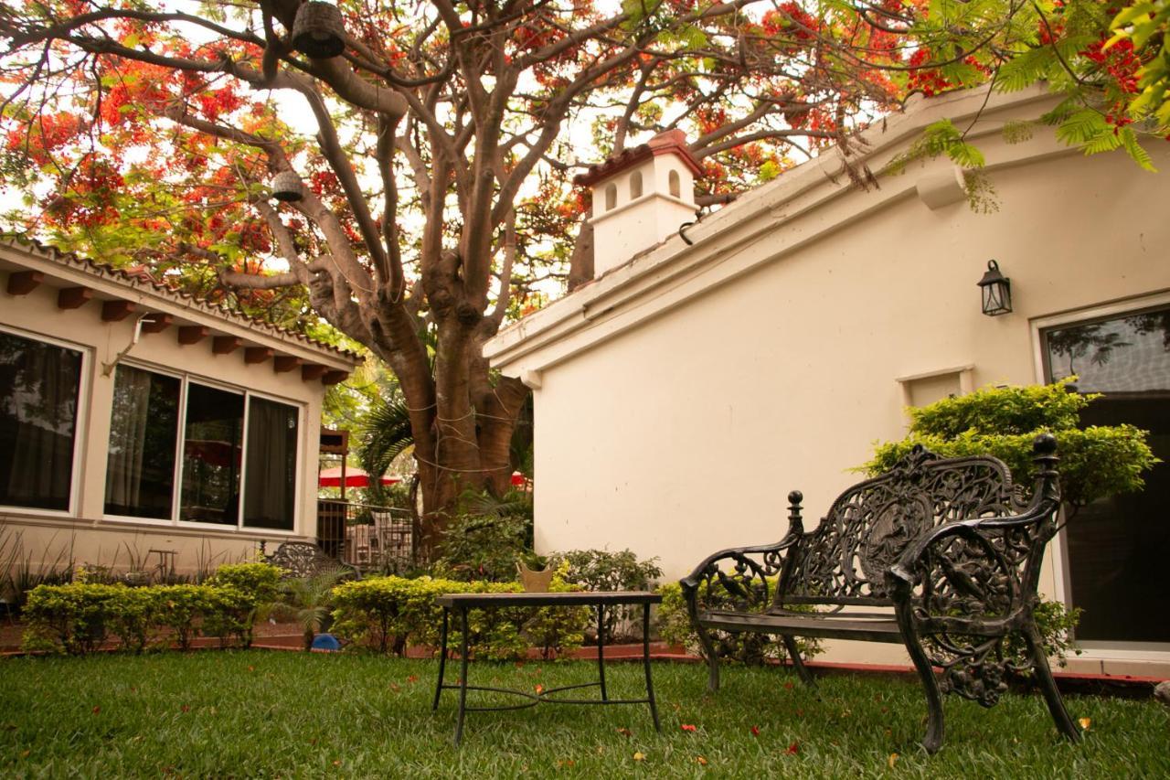 Casa Maria Emilia Hotel Cuernavaca Luaran gambar