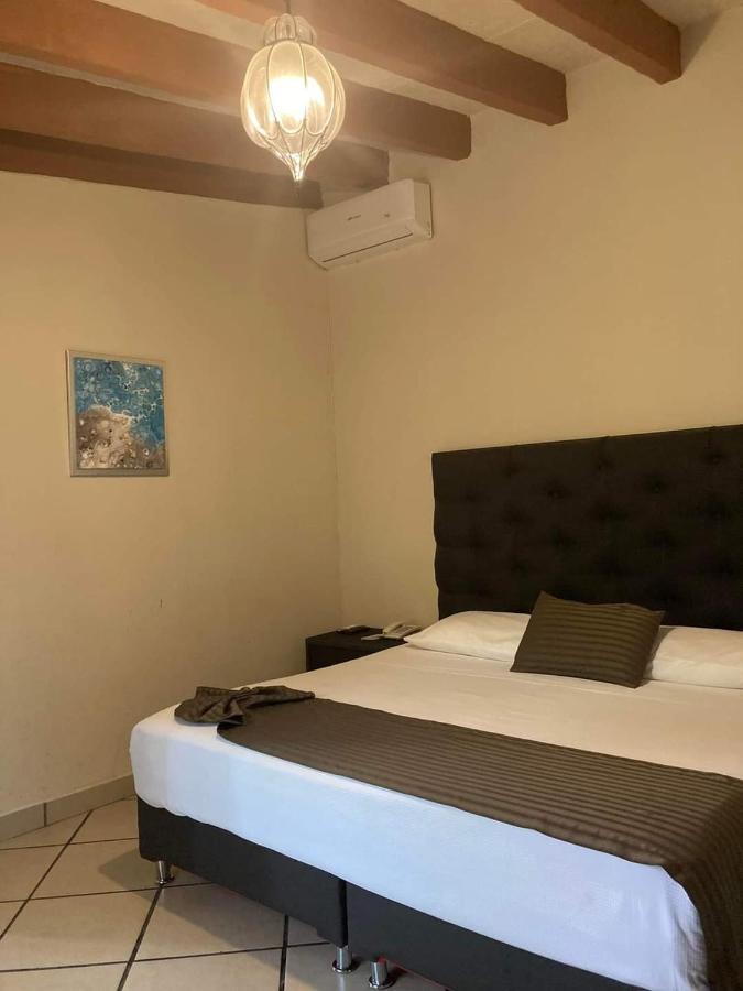 Casa Maria Emilia Hotel Cuernavaca Luaran gambar
